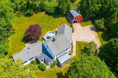 383 Boxberry Hill Road 1
