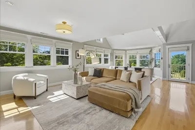 6 Ober St #3 1