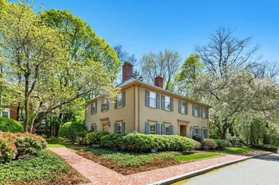 1505 Massachusetts Ave #6
