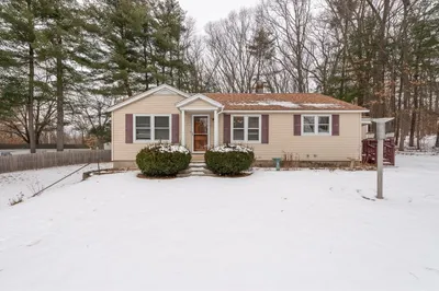19 Whalom Rd 1