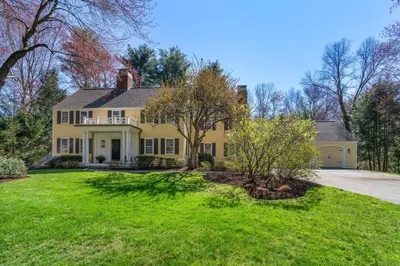 12 Darvell Dr 1