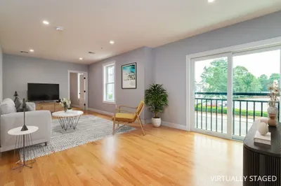 585 Washington Street #202 1