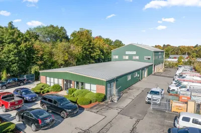 7 Healy Ct 1