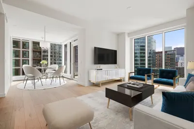 150 Seaport Blvd #10B