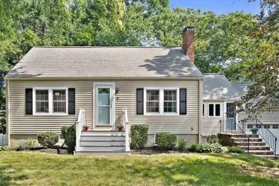 18 Strout Ave 1