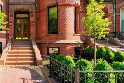 222 Commonwealth Avenue #1