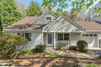 10 Cabot Drive #51 1