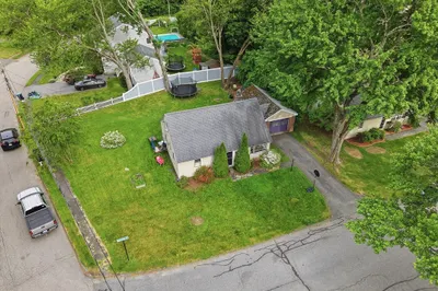 30 Bellridge Drive 1