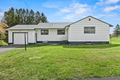 35 Deborah Avenue 1