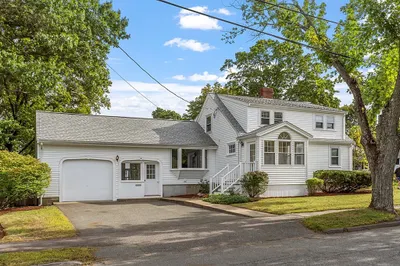 18 Beaver Park Road 1
