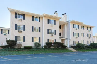 10 Erick Rd #20
