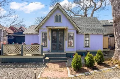 1 Pease Avenue