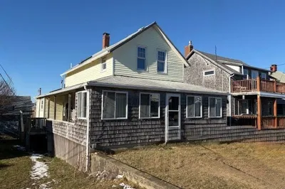27 Ocean St 1