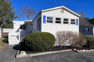 11 Bayberry Lane