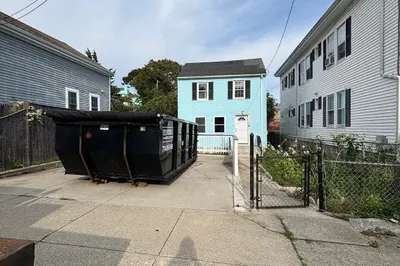 46 Cottage St 1
