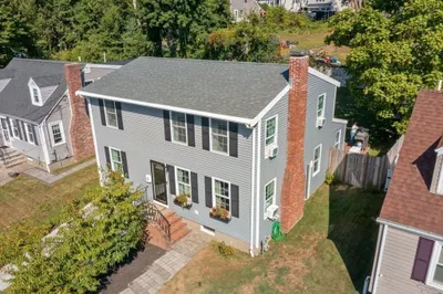31 Broad Cove Rd