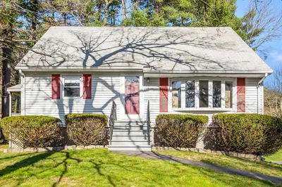 34 Argonne Rd 1