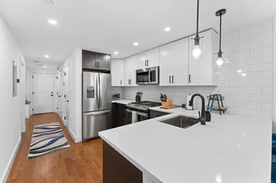 31 Monmouth St #1