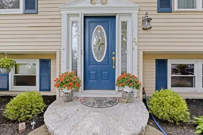 28 Edgewood Rd 1