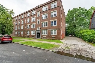10 Marengo Park #3L 1