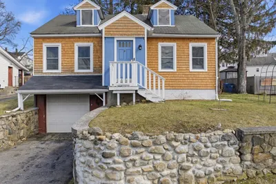14 Bellevue Ave
