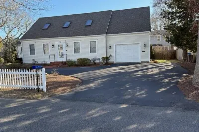 55 Bourne St 1