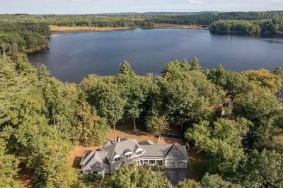 18 Lily Pond Road 1