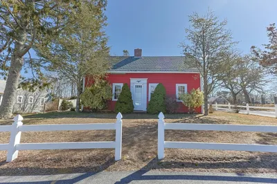 40 Fisk St 1