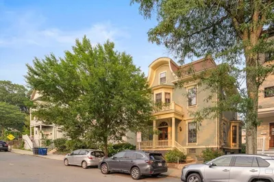 23 Craigie Street #2