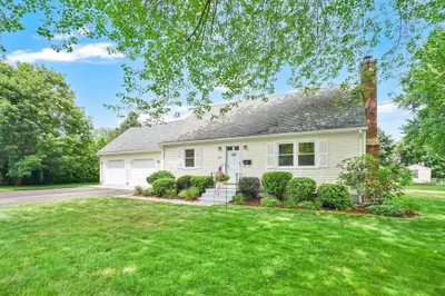213 Clover Rd 1