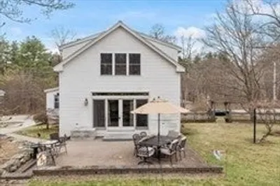 346 Townsend Rd 1