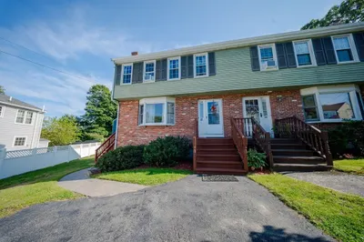 18 Chester Ln #18