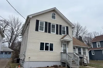 55 Fuller St