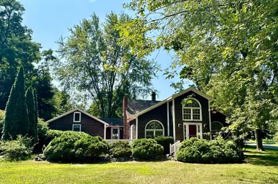 324 South Silver Lane 1