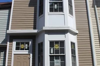 264 Bowen St #264