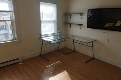 5 Albemarle St #3