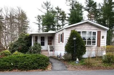 16 Kennedy Drive 1