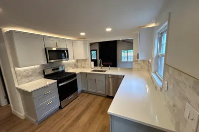 618 Front St 1