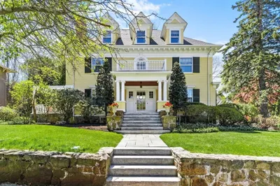 7 Cliff Street