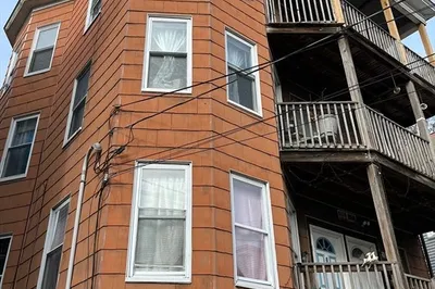 100 102 Henry Avenue 1