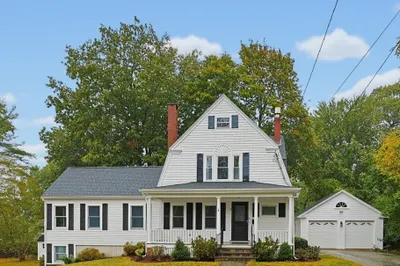 51 Bates Ave 1