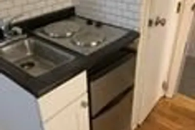 51 South Huntington Ave #103 1