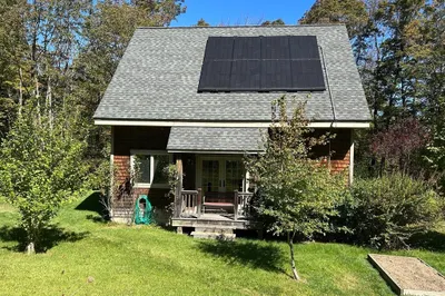380 Frost Rd 1