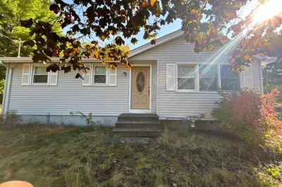 7 Yale St 1