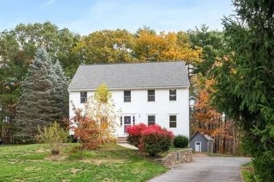 7 Frances Dr