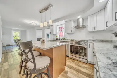 77 Stoney Hill Rd 1