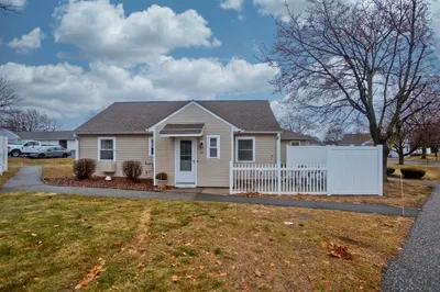 107 Mitchell Dr #107