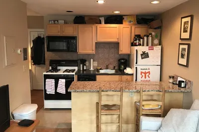 12 Isabella Street #7