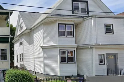 77-79 Willowwood St #1 1