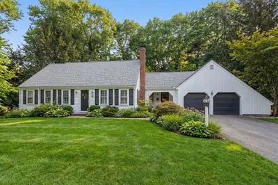 22 Longmeadow Rd